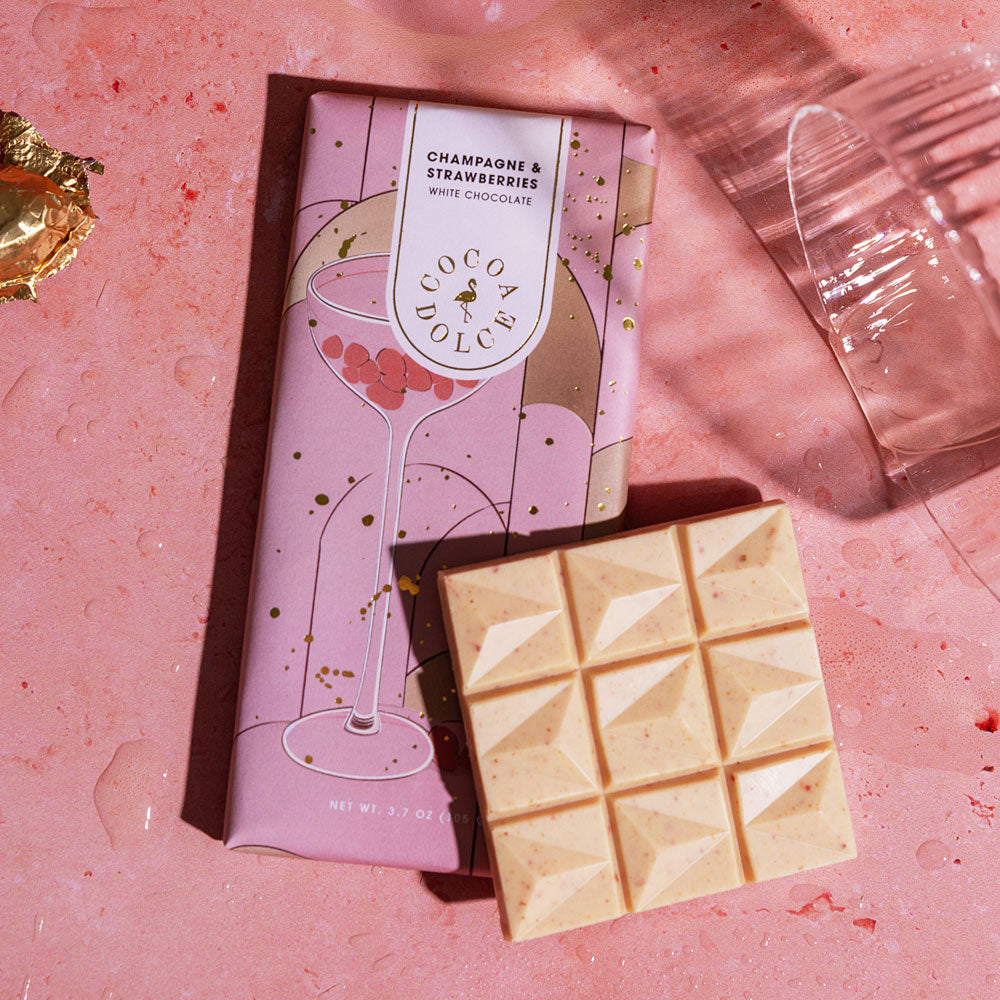 Gourmet white chocolate bar with strawberry and champagne flavor